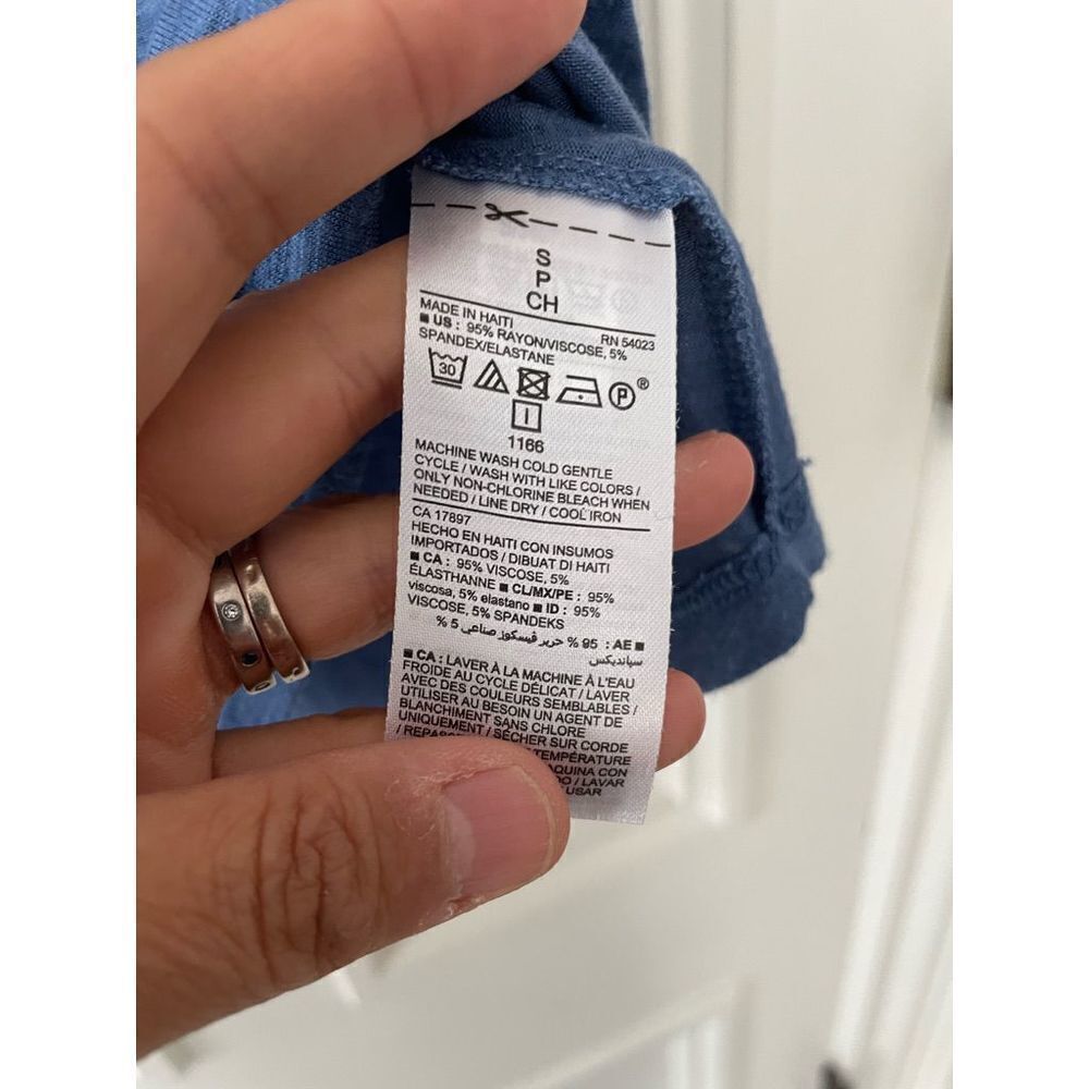 Old navy luxe blue tee S - Picture 4 of 4
